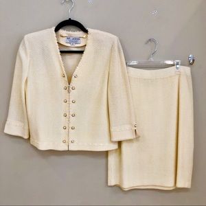 St John Evening Yellow Set